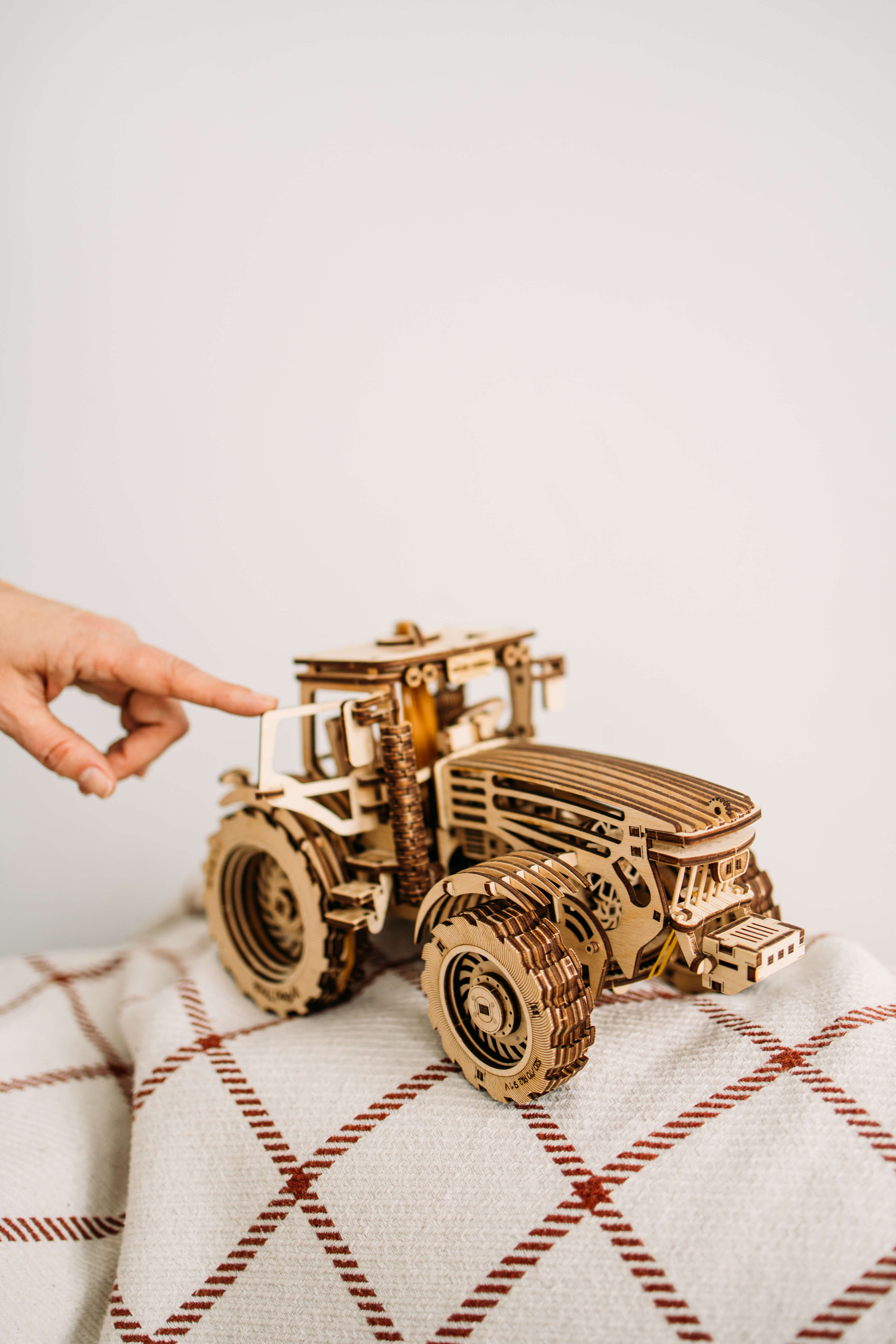 Kit Blindé Français Team Yankee - Platoon De Chars Leclerc Français (x5) - Modèle à Peindre - 15,24 Cm Maquette Chars Militaires Kit Blindé Français Team Yankee - Platoon De Chars Leclerc Français (x5) - Modèle à Peindre - 15,24 Cm Maquette Chars Militaires